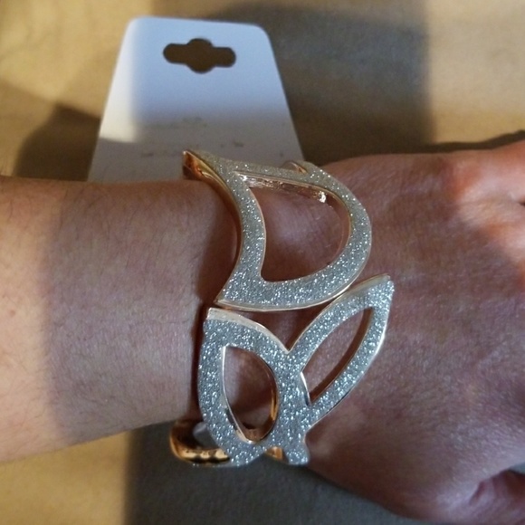 Ellen Tracy Jewelry - Final ⬇️Ellen Tracy Bracelet🔥